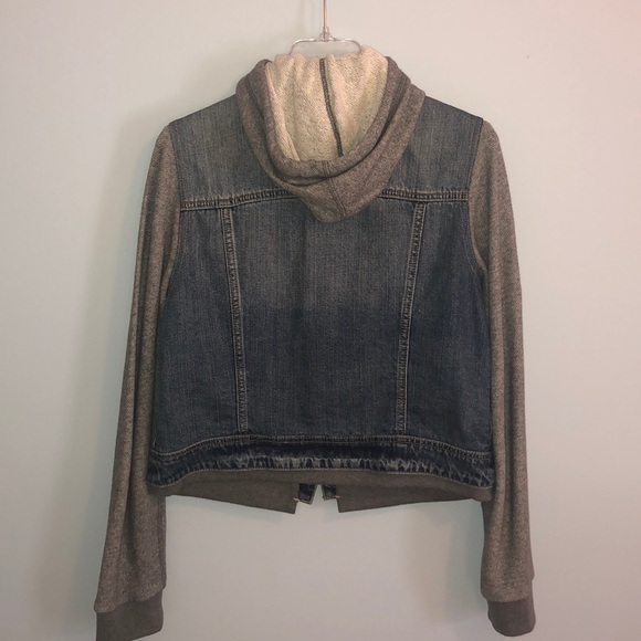 American Eagle Denim Jacket - Picture 2 of 4